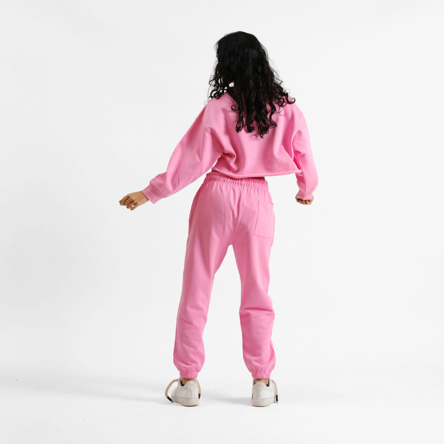 Malle Bubblegum Cropped Sweatshirt