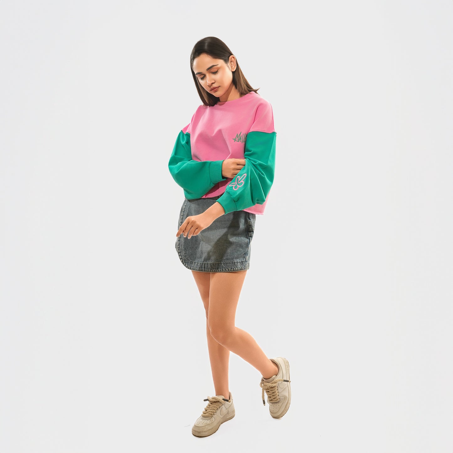 Malle Signature Pink Cropped Sweatshirt