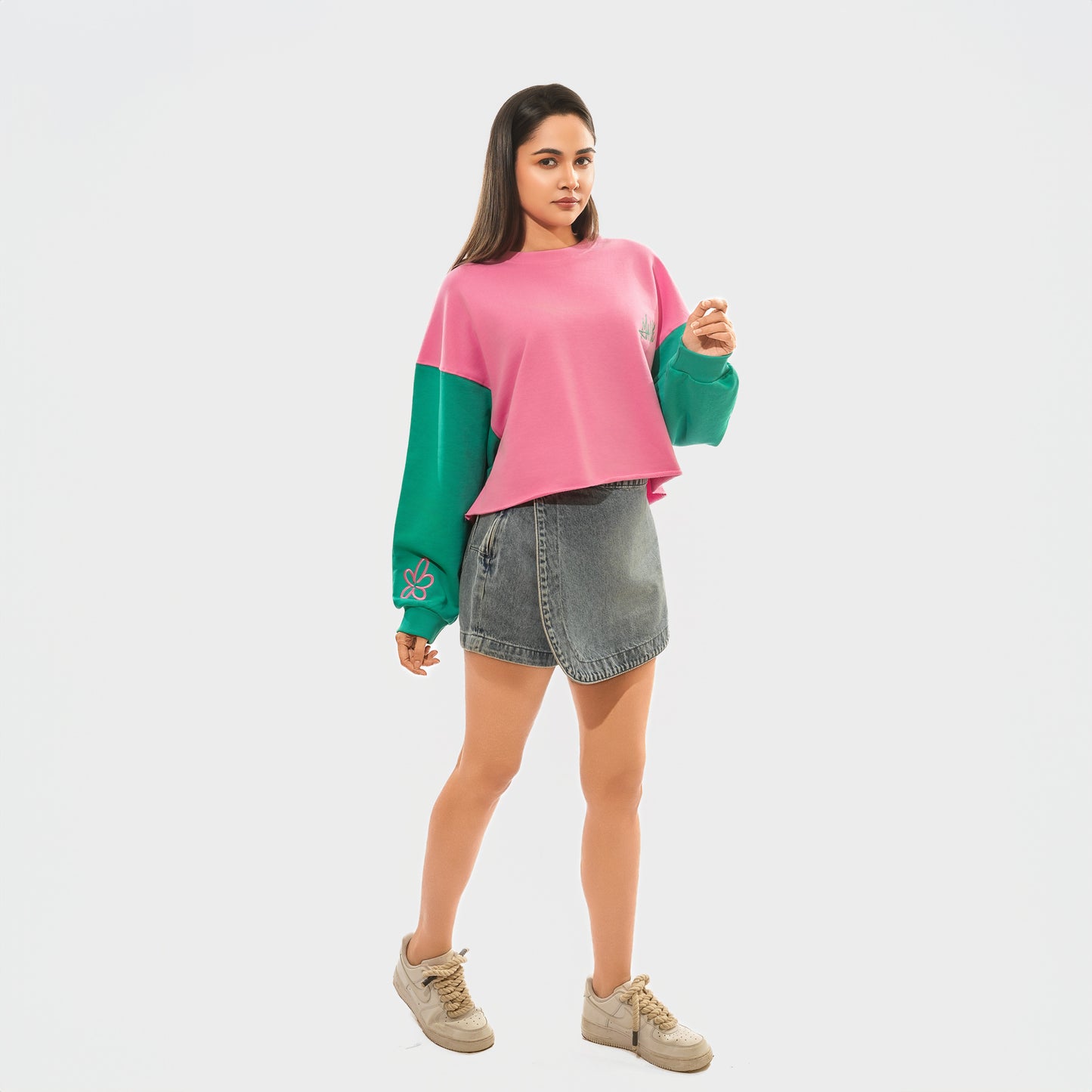 Malle Signature Pink Cropped Sweatshirt