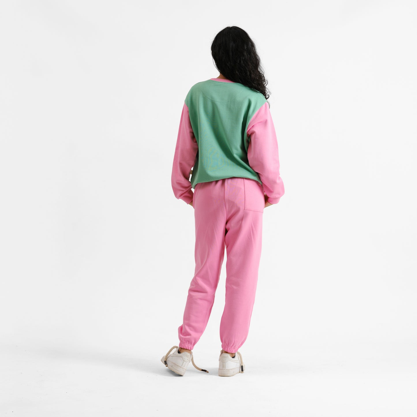 Malle Myrtle Round Neck Sweatshirt